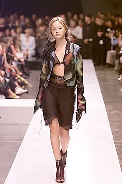 Look 16